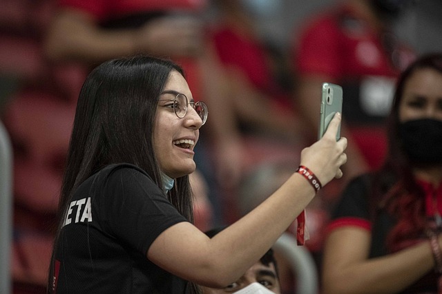 他在进攻端 他在进攻端